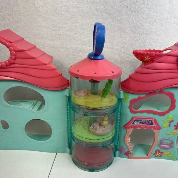 Vtg Littlest Pet Shop Biggest Playset Hasbro 2005 Fold-Up Pet Shop House READ - Picture 12 of 16
